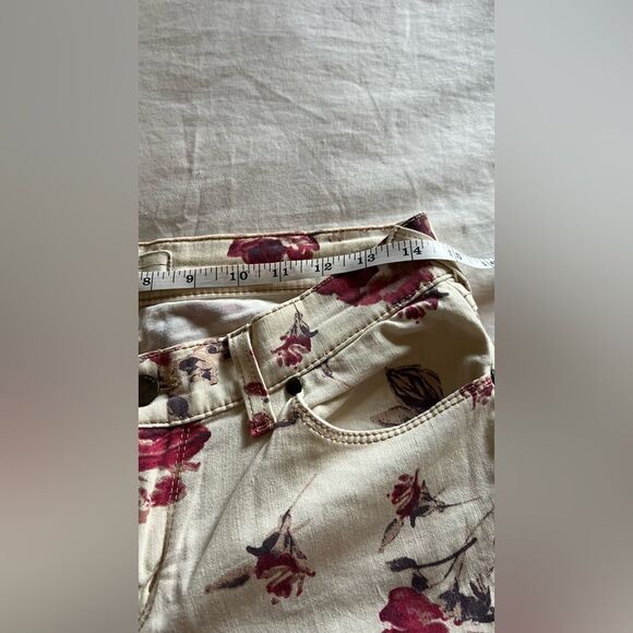 Free People Floral Women's Jeans - Picture 4 of 11